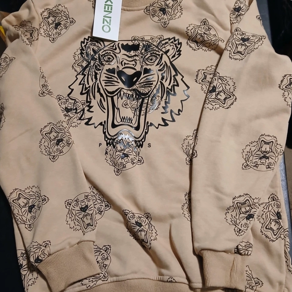 New Kenzo Paris Men's Large Long Sleeve Sweater/ Tiger Faces Pattern graphics
